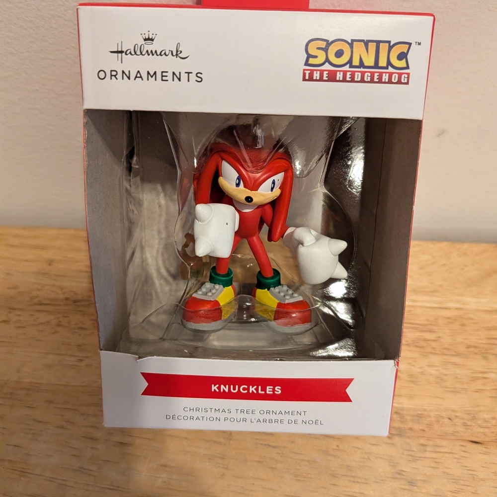 Hallmark Sonic Knuckles Ornament - Red, White, Green